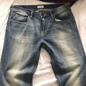 Bootlegger blue jeans